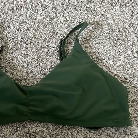 green bikini top - Picture 4 of 4